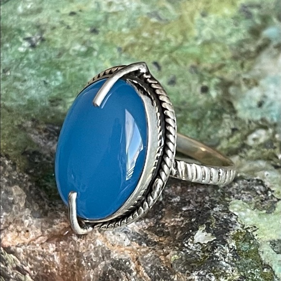 🌟 Blue Chalcedony Sterling Silver Ring - Picture 3 of 10